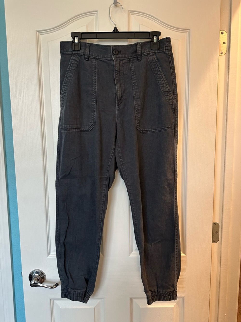 GAP Women’s Dark Gray Denim Jogger Pants